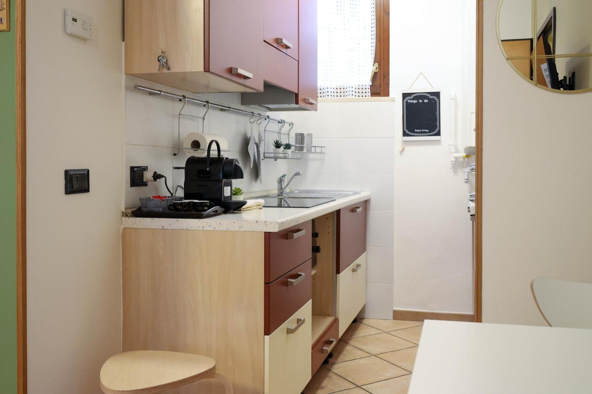 Nel Centro Di Desenzano Apartment Desenzano del Garda Bagian luar foto